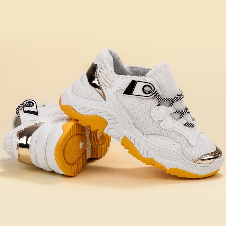 Small Swan Naisten valkoiset lenkkarit valkoinen 1