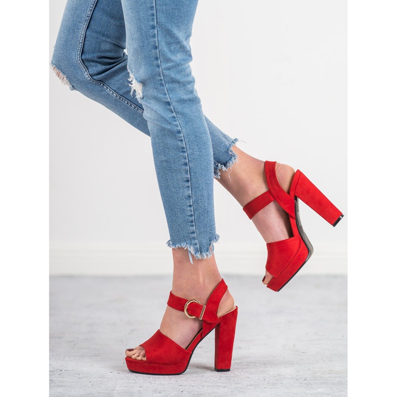 SHELOVET Punaiset sandaalit alustalla punainen 2