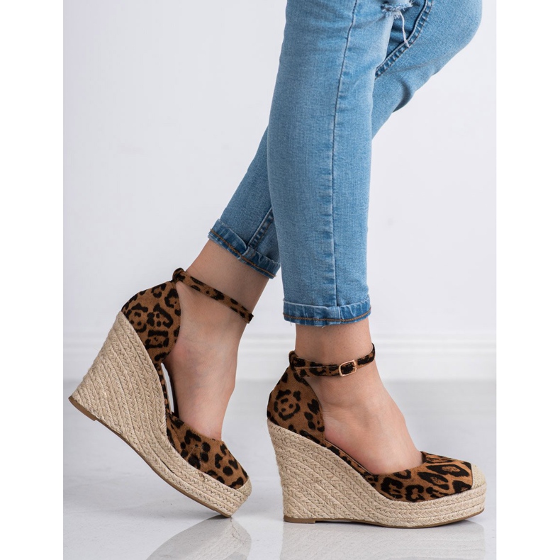 SHELOVET Pumput Panetrkan kanssa ruskea 1