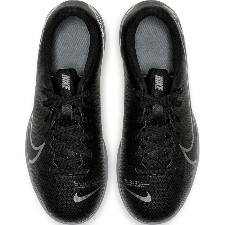 Nike Mercurial Vapor 13 Club Tf Jr AT8177 001 jalkapallokengät musta 1