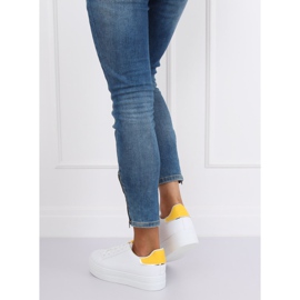 Korkeapohjaiset lenkkarit valkoinen ja keltainen B0-31 VALKOINEN / KELTAINEN 2