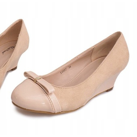 Suede Wedge Pumput 50987 Beige 2