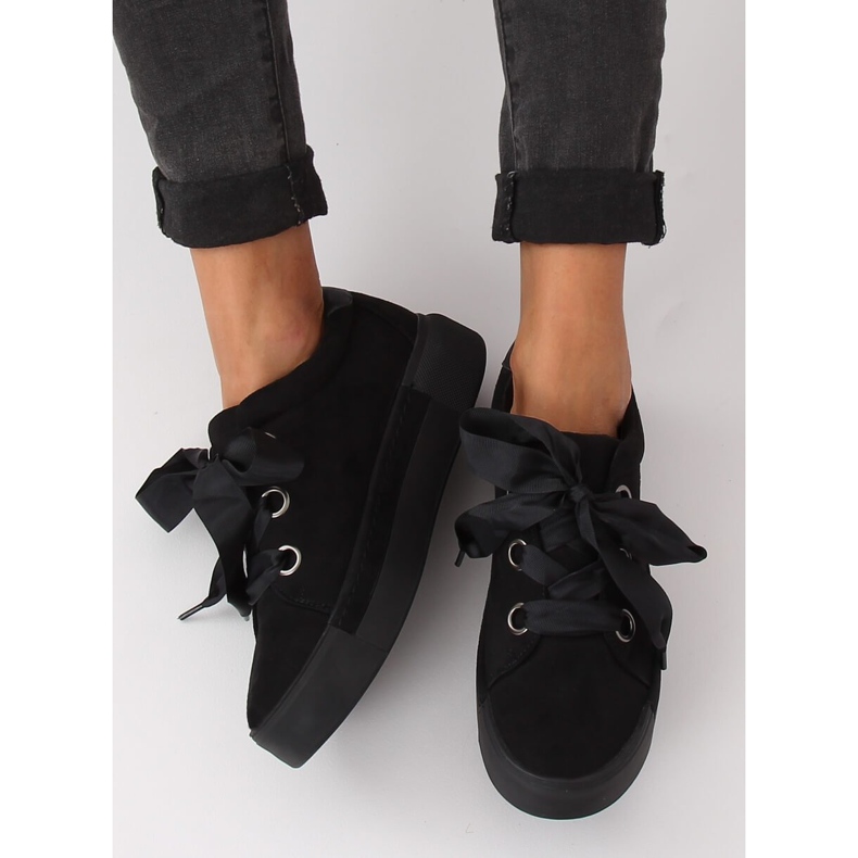 Mustat naisten lenkkarit 1018 Musta 2