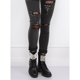 Mustat sotilaalliset saappaat NC860 musta 1