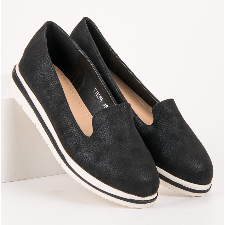 Kayla Black Lords musta 1