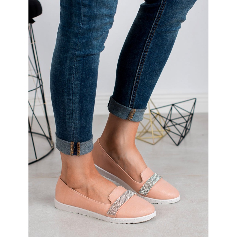 Queentina Herrat kristallien kanssa vaaleanpunainen 1