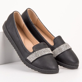 Queentina Herrat kristallien kanssa musta 1