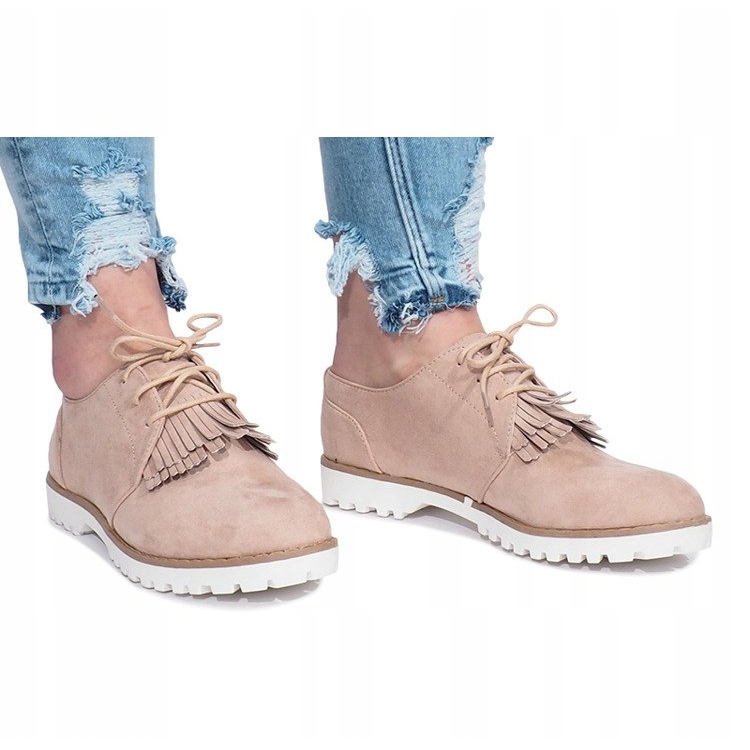 Beige -leivänpaahtimet, joissa on murskaavat kovat reunat 2