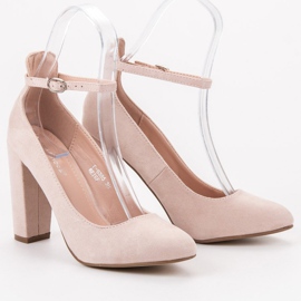 Ideal Shoes Pumput kiinnitetään soljella ruskea 1