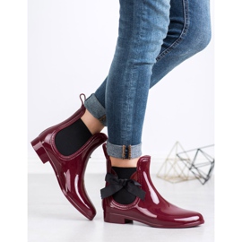 Kayla Galoshes jousella punainen 2