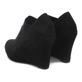 Suede Wedge Boots 6-231 Musta 2