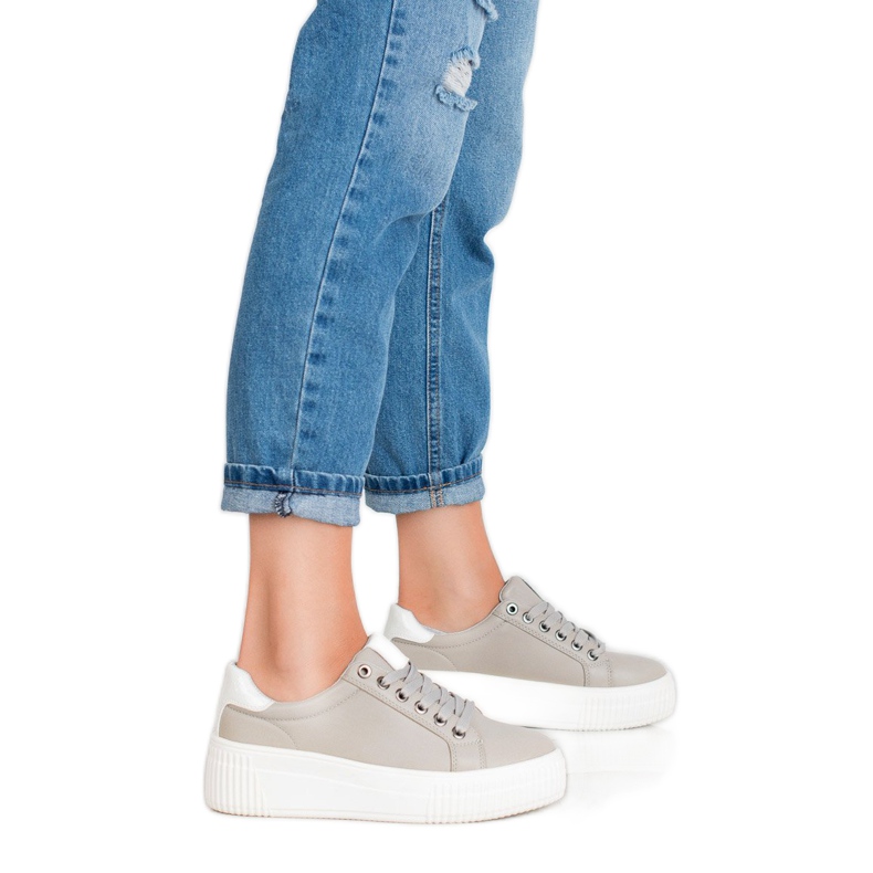 Kylie Urheilukengät lavalla harmaa 2