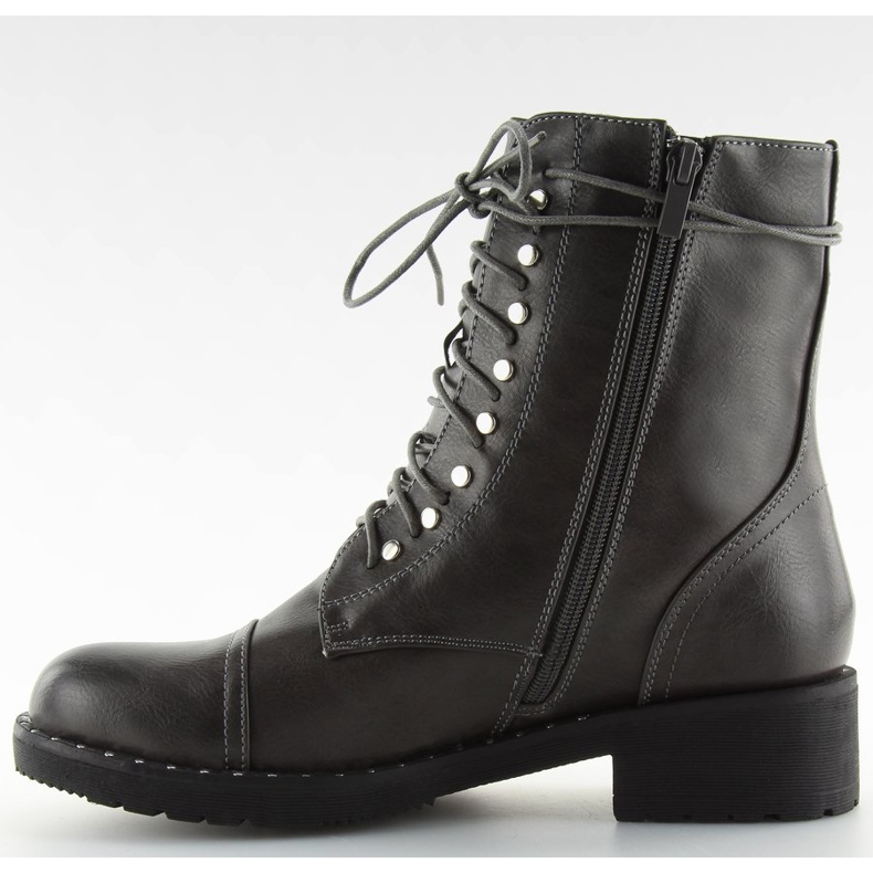 Harmaat saappaat, joissa nastat harmaa B0-193 Harmaa 2