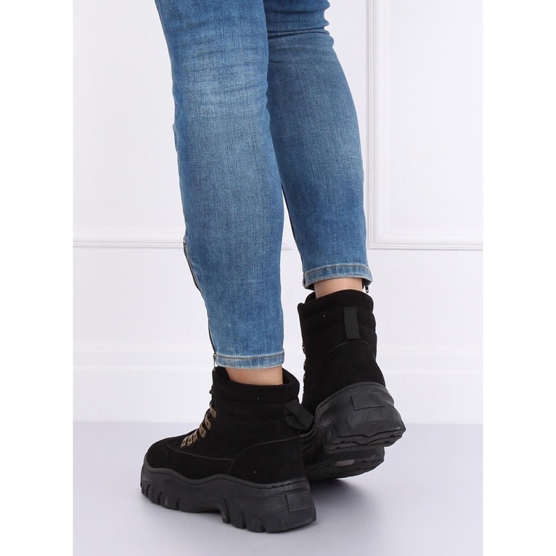 1967 mustat urheilukengät 1