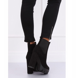 Mustat Chelsea -saappaat mustat BM282 musta 1