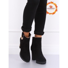 Musta M319 Mustat korkokengät 1