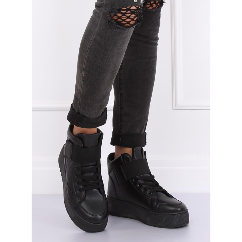 Mustat lenkkarit LA55 Musta 2