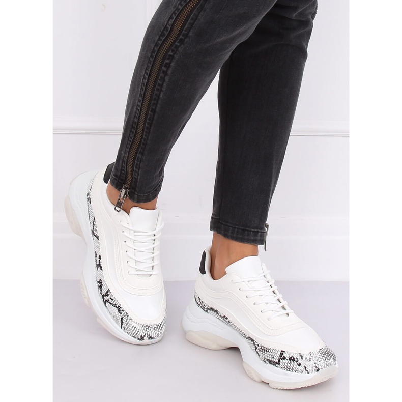 YY-02 Valkoiset käärmevalkoiset urheilukengät valkoinen monivärinen 1