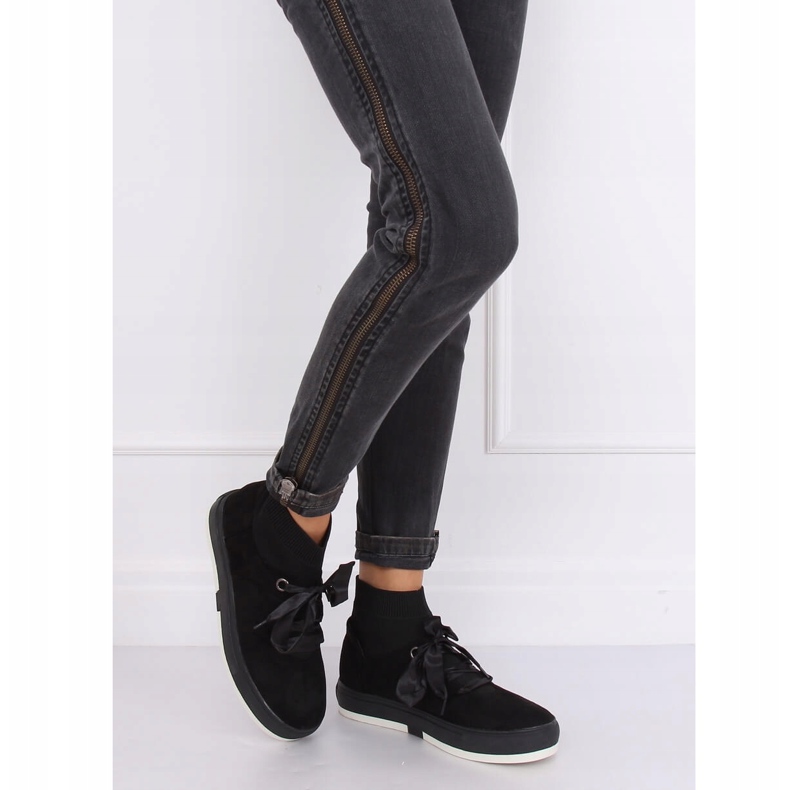 Musta CH-95 Musta nilkkurit 1