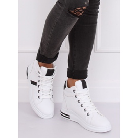 Valkoiset CB-19078 WHITE / BLACK lenkkarit valkoinen 2