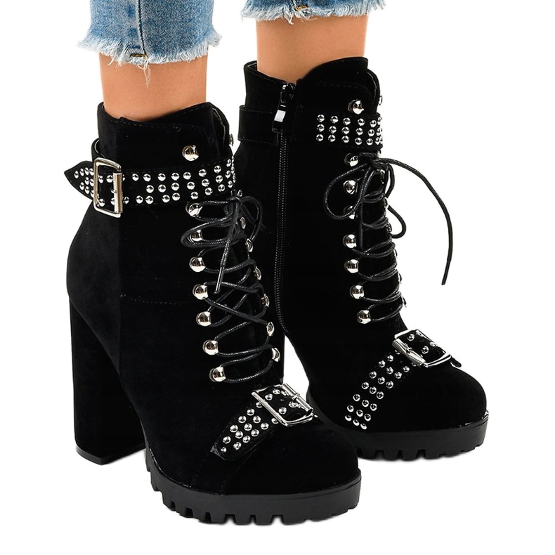 Mustat mokkanahkaiset nilkkurit LS5071 -pylväässä 1