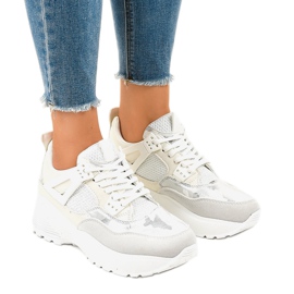 Valkoiset muodikkaat naisten urheilukengät C2 valkoinen 1