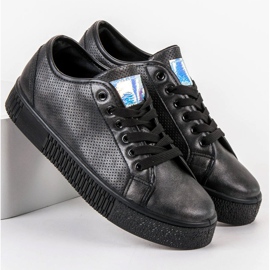 Marquiz Mustat lenkkarit 1