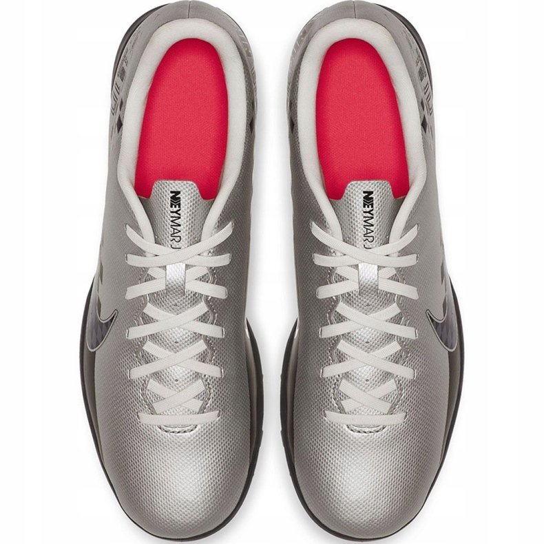 Nike Mercurial Vapor 13 Club Neymar Tf M AT8000-006 jalkapallokengät harmaa hopea 1