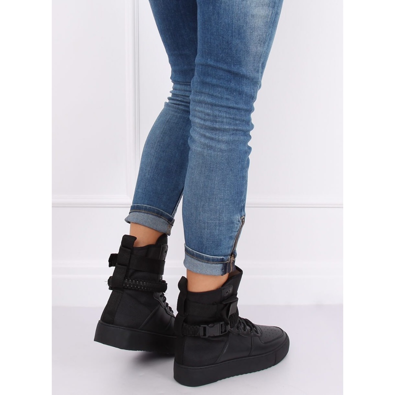 Musta Y-027 Mustat urheilukengät 2