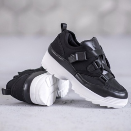 SHELOVET Mustat urheilukengät 1