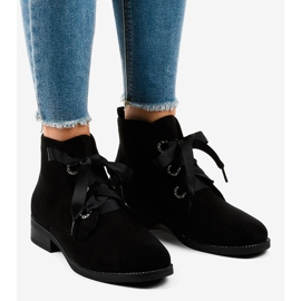 Mustat mokkanahkanauhakengät K123 1