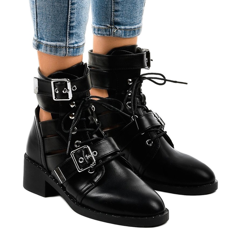 Mustat naisten saappaat massiivisella T195 -pohjalla 1