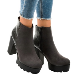 Harmaat naisten saappaat postissa A371-2 1