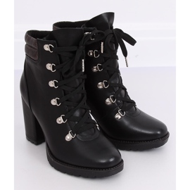 Mustat korkokengät 8992-PU Musta 2