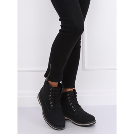 Musta eristetyt puukengät W19-42 Musta 2