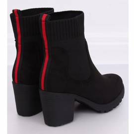 Musta M370 Mustat korkokengät 2