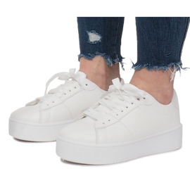 Valkoiset lenkkarit Livet De Lux -alustalla valkoinen 2