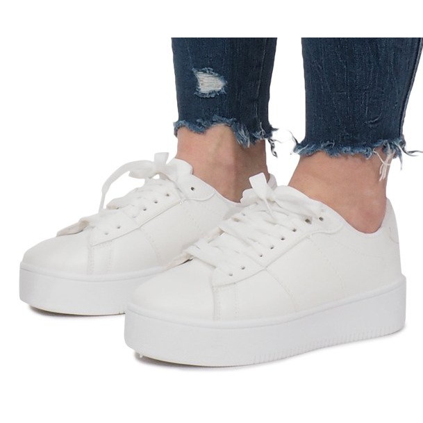 Valkoiset lenkkarit Livet De Lux -alustalla valkoinen 2