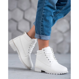 Marquiz Valkoiset ansastajat valkoinen 1