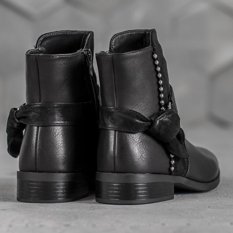 SDS Mustat naisten saappaat 2