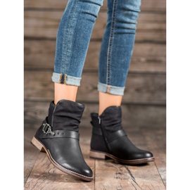 SHELOVET Korkeat saappaat soljella musta 2