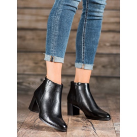 Saappaat postissa VINCEZA musta 2