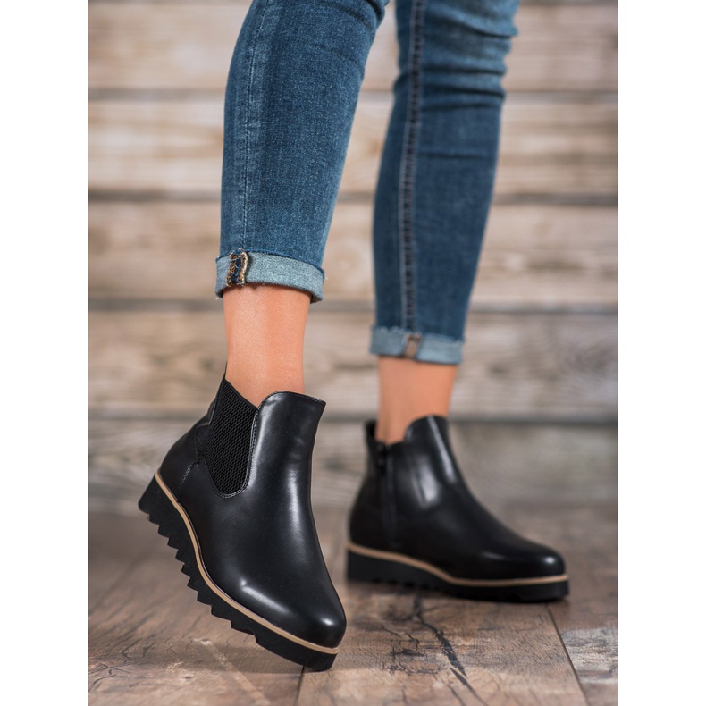 Bona Kevyet saappaat lavalla musta 1