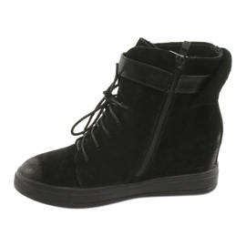 M.Daszyński Mustat lenkkarit vetoketjulla 143 2