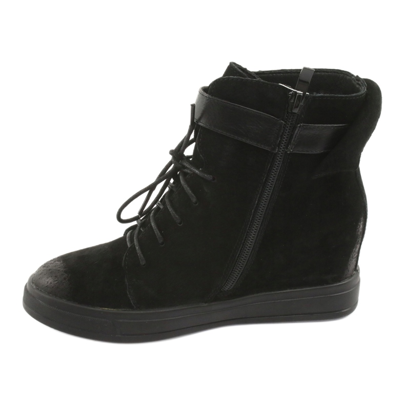 M.Daszyński Mustat lenkkarit vetoketjulla 143 2