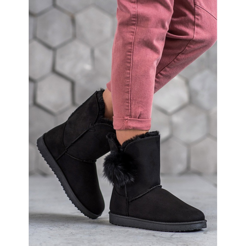 SHELOVET Mukluki Pompomin kanssa musta 1