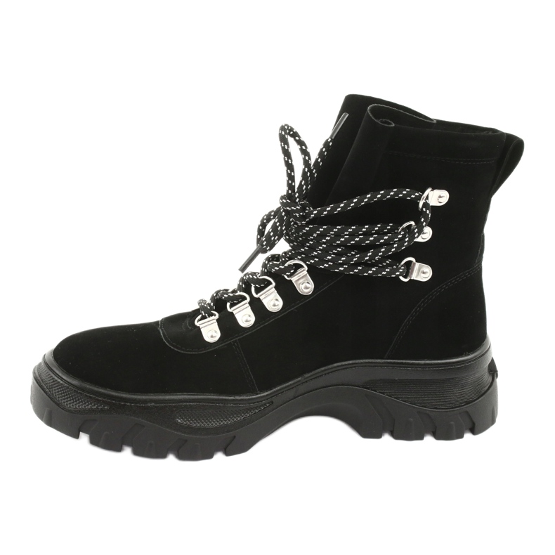 Mustat ansastajat sidottu Sergio Leone TR729 3