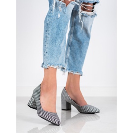 Seastar Pumput Pepitka valkoinen musta 1