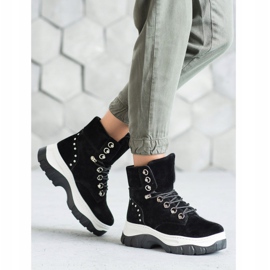 Seastar Trappers alustalla musta 1