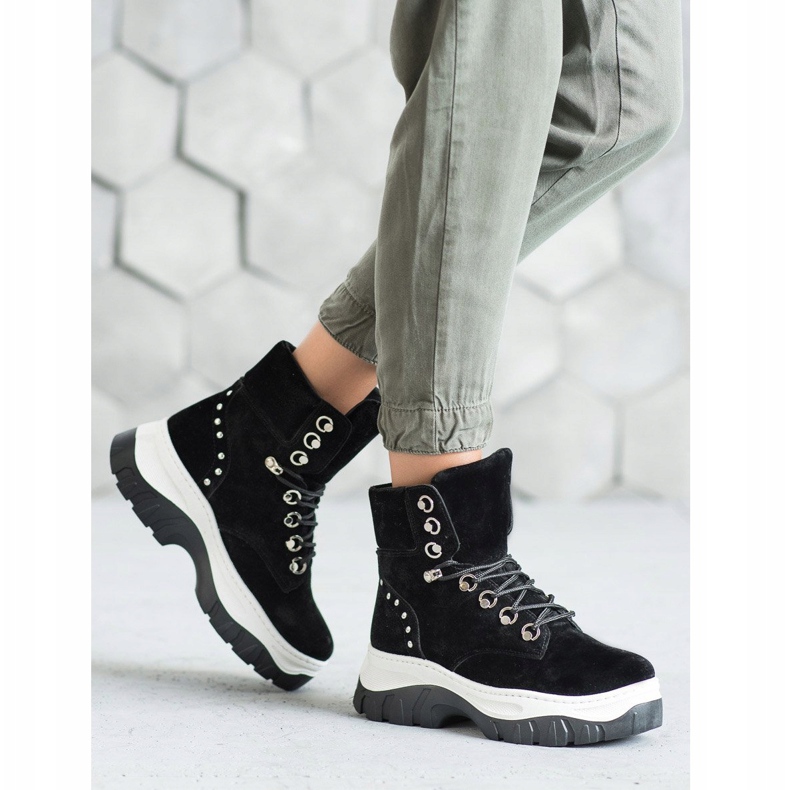 Seastar Trappers alustalla musta 1